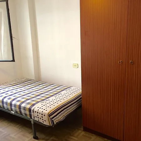 Li Jian Guest house Salamanca